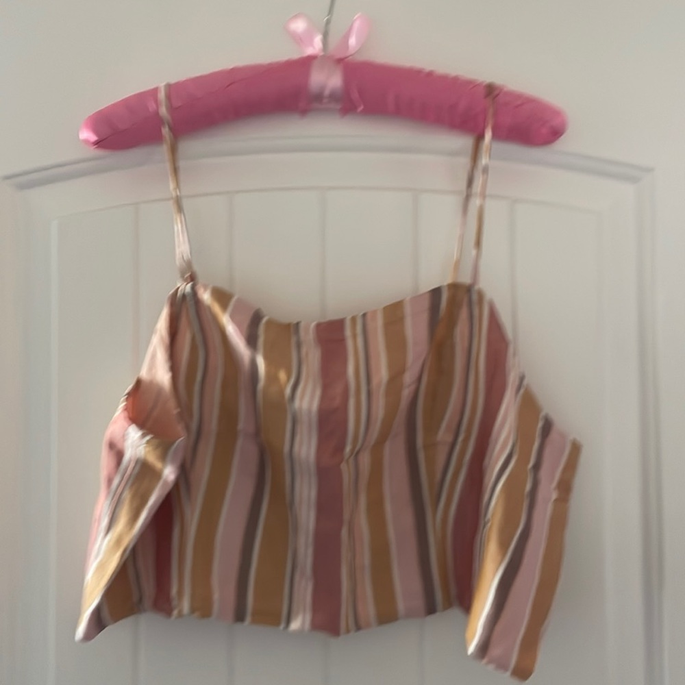 American Eagle crop top size XL
